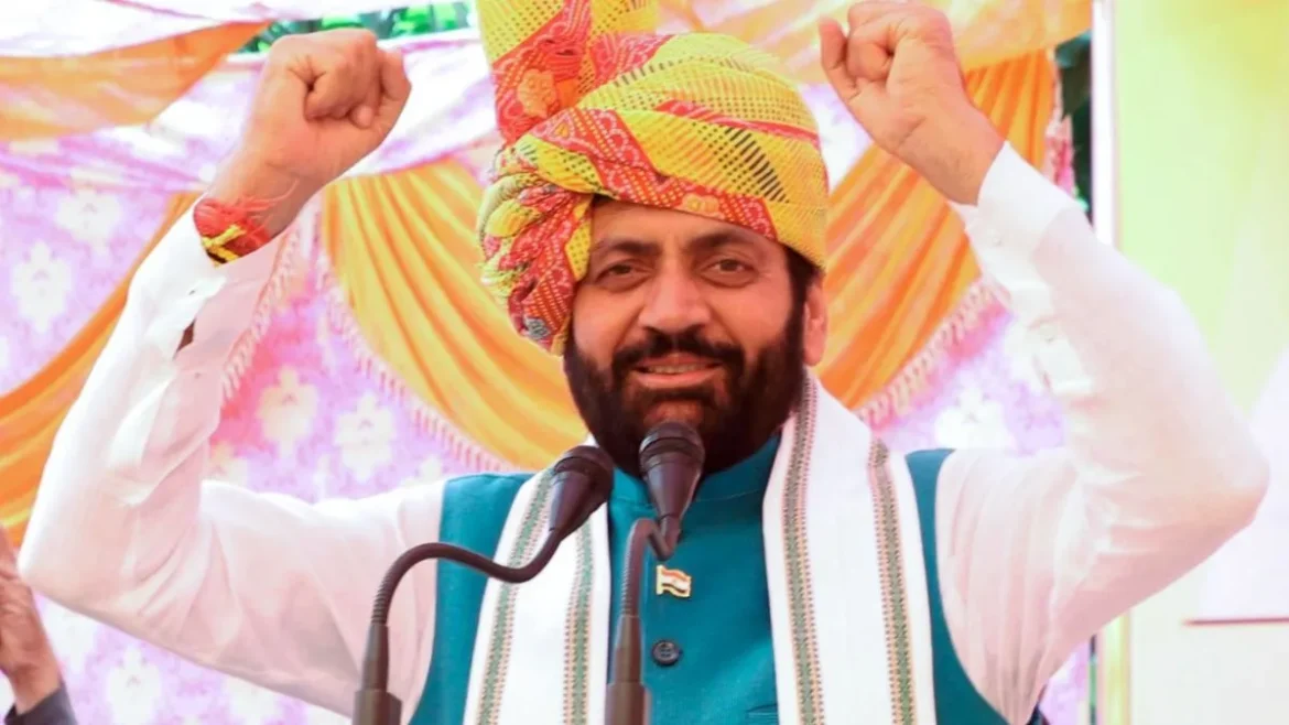 राष्ट्रहित में सीएम नायब सैनी की बड़ी पहल: अपने काफिले की गाड़ियाँ की कम, सप्ताह में एक दिन 'नो व्हीकल डे' का संकल्प।