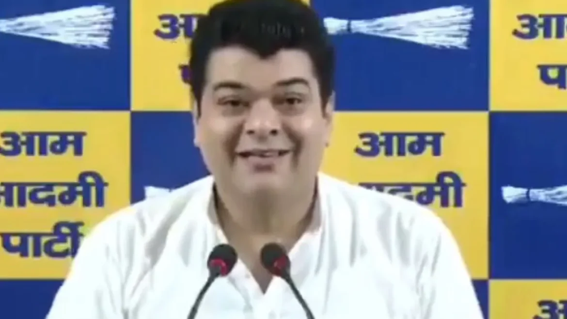 दिल्ली बन रही 'हादसों का शहर', 'फोर-इंजन' सरकार के दावों के बीच सिस्टम की विफलता पर आप (AAP) का हमला