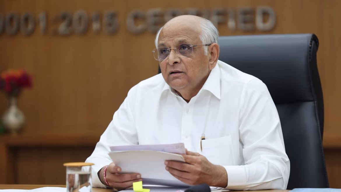गुजरात में '12 वर्षों का विश्वास, विकास और जन कल्याण' अभियान का शुभारंभ