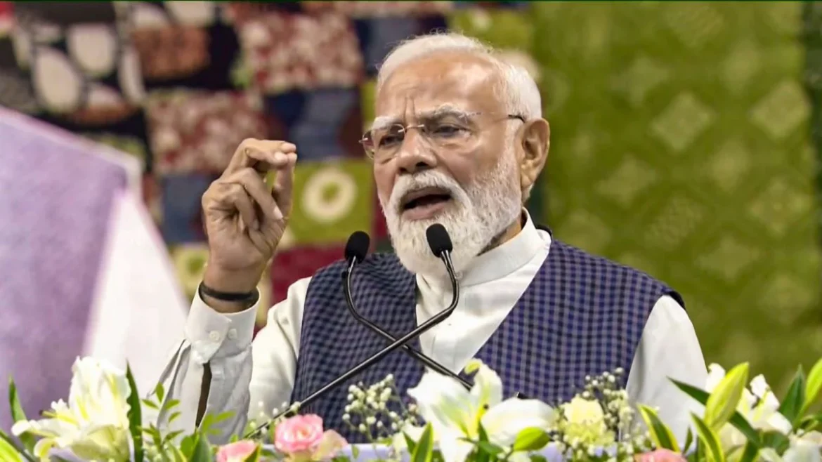 12 साल का बदलाव: प्रधानमंत्री नरेंद्र मोदी के नेतृत्व में 'गरीब कल्याण' की ऐतिहासिक यात्रा