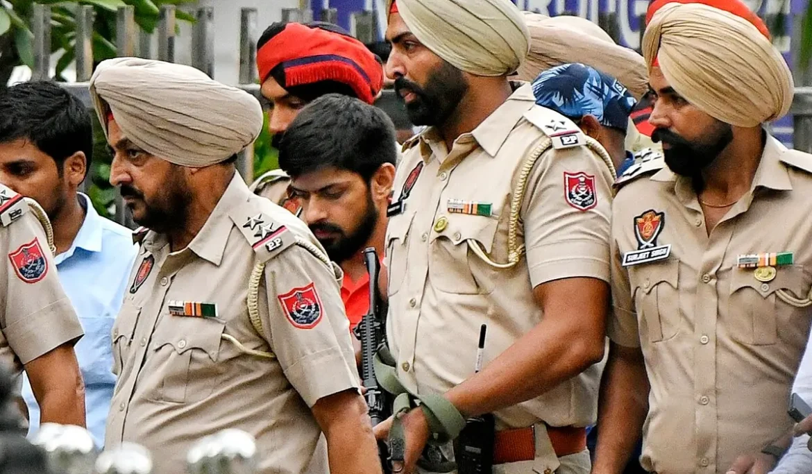 पंजाब पुलिस: पंजाब में अपराधियों और नशा तस्करों पर कड़ा प्रहार: 555 ठिकानों पर छापेमारी, 299 गिरफ्तार