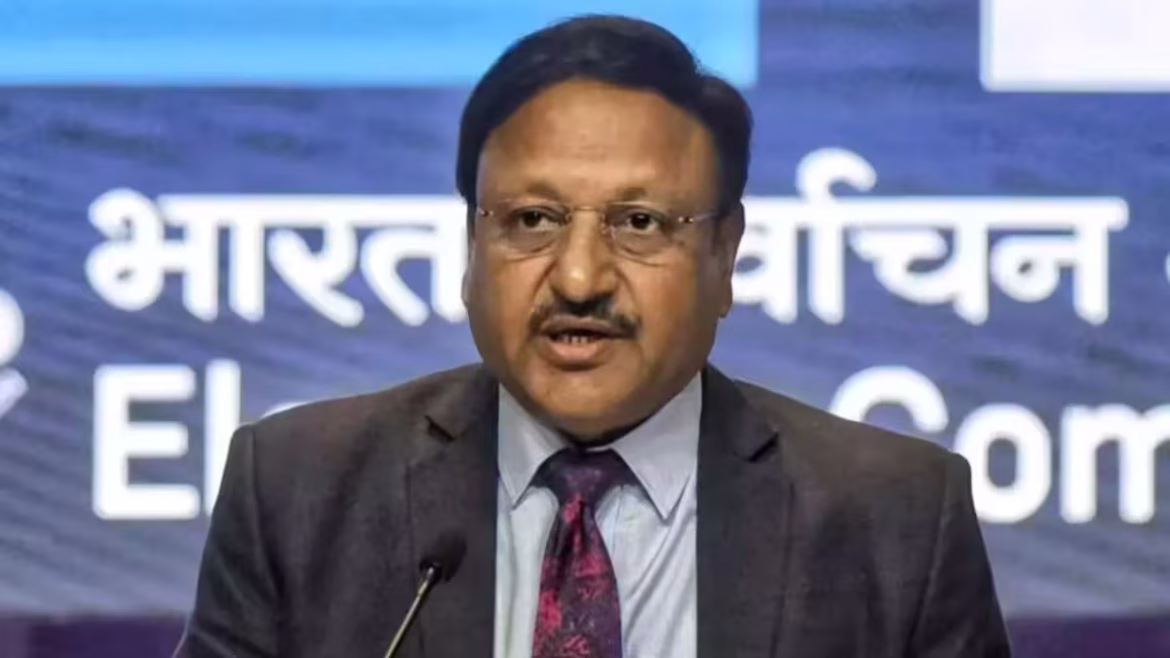 एचडीएफसी बैंक ने पूर्व वित्त सचिव राजीव कुमार को अपना नया पार्ट-टाइम चेयरमैन नियुक्त किया