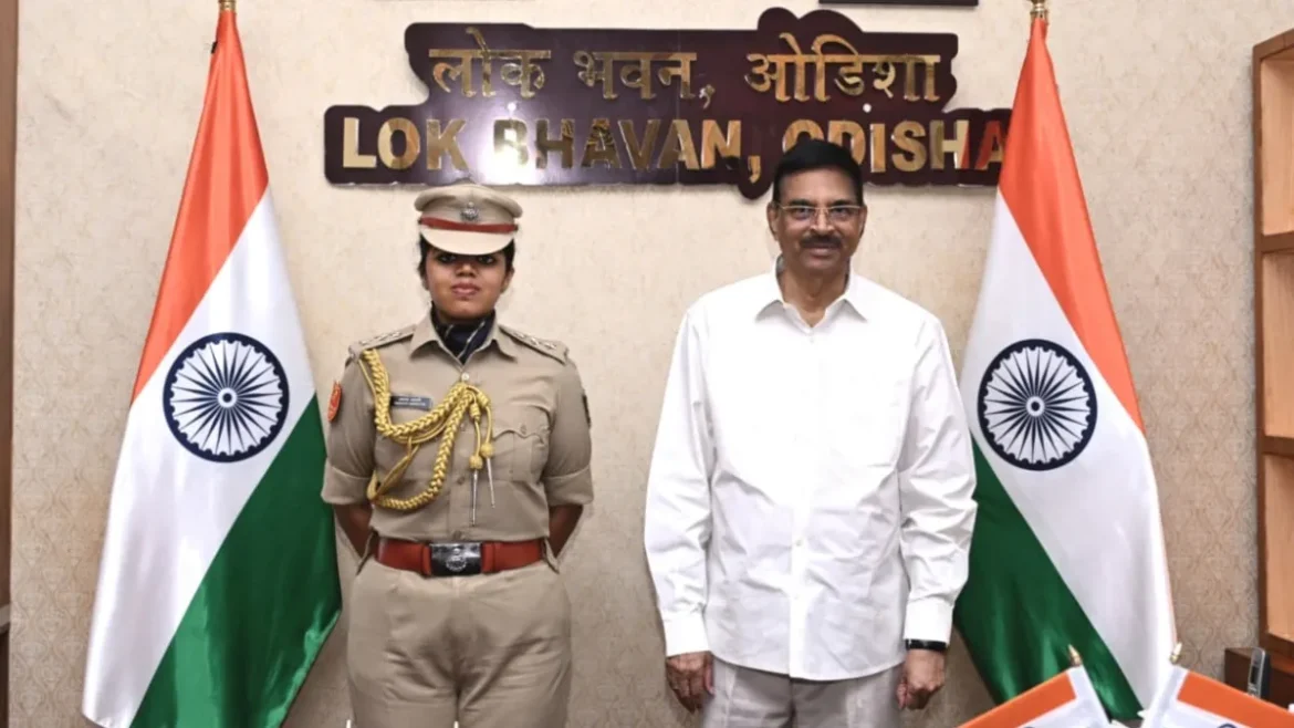 ओडिशा प्रशासनिक इतिहास: आईपीएस अनन्या अवस्थी बनीं राज्यपाल की पहली महिला पुलिस ADC