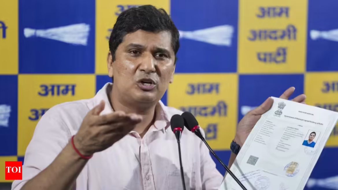 गोविंदपुरी आग त्रासदी पर सौरभ भारद्वाज का बड़ा सवाल, बोले- 'हादसों की जांच रिपोर्ट सार्वजनिक क्यों नहीं?'