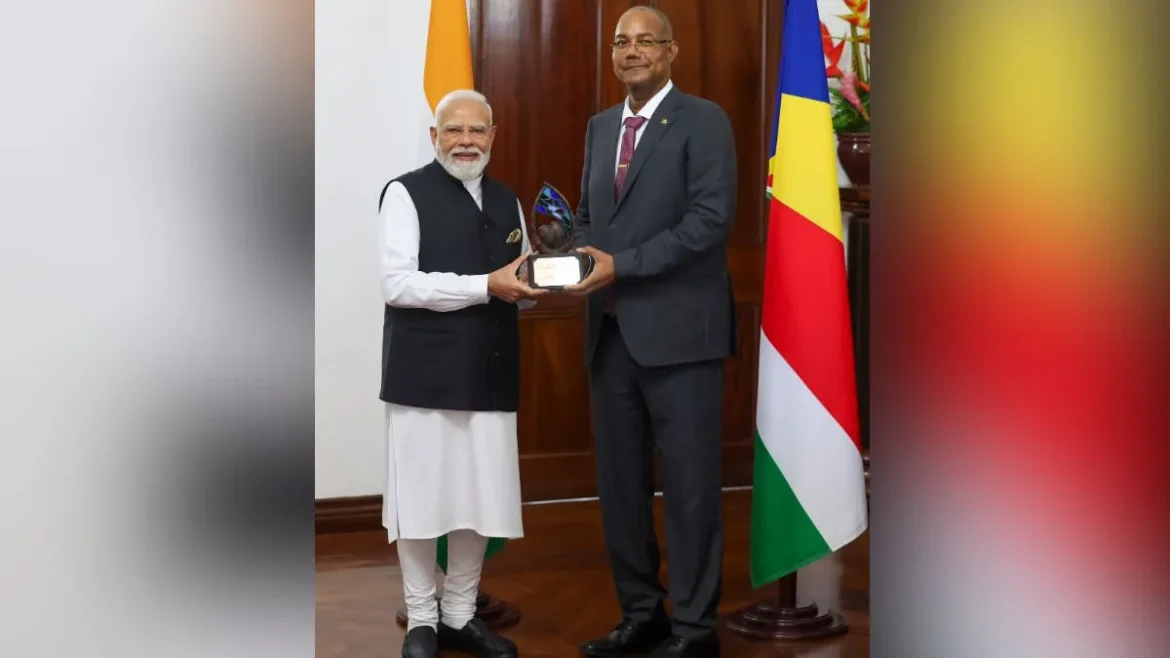 पीएम मोदी का वैश्विक पर्यावरण नेतृत्व: सेशेल्स ने 'गार्जियन ऑफ द ब्लू होराइजन' सम्मान से किया सम्मानित