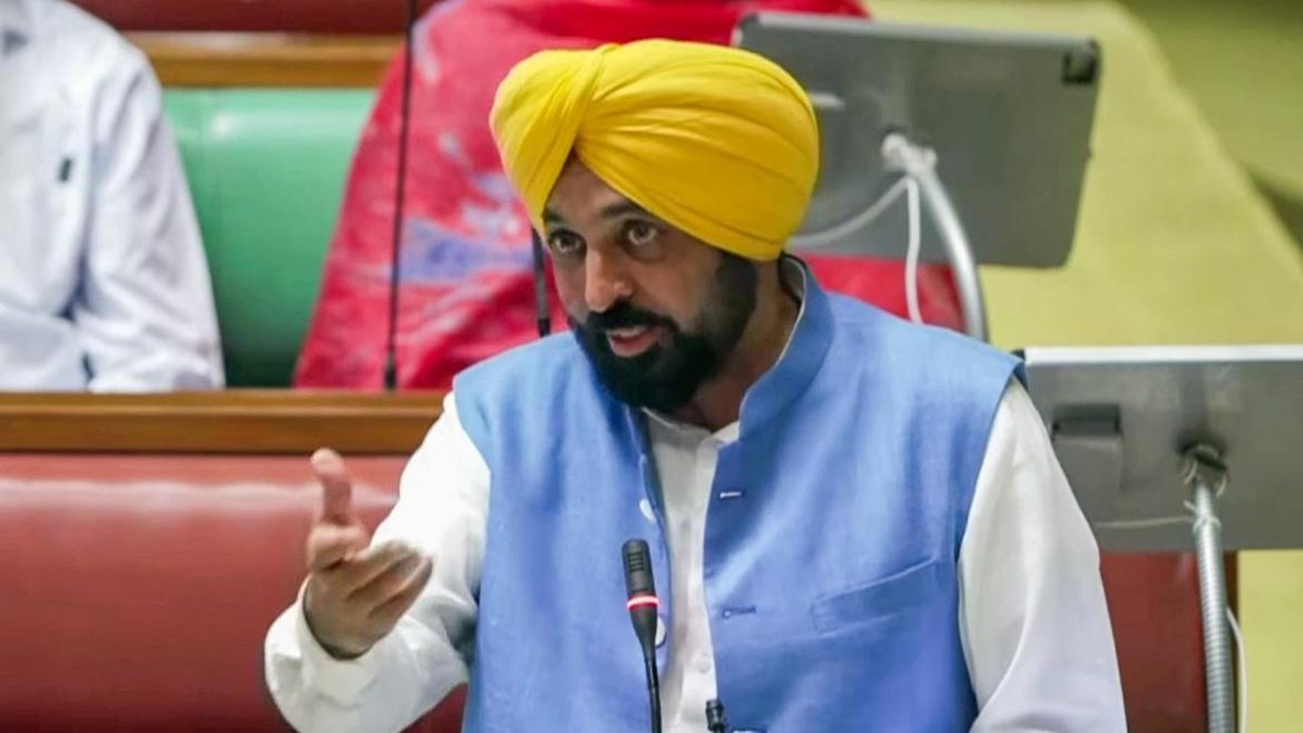 दिलजीत दोसांझ की फिल्म 'सतलुज' पर प्रतिबंध: AAP का कांग्रेस-अकाली दल के काले इतिहास और बीजेपी पर बड़ा हमला