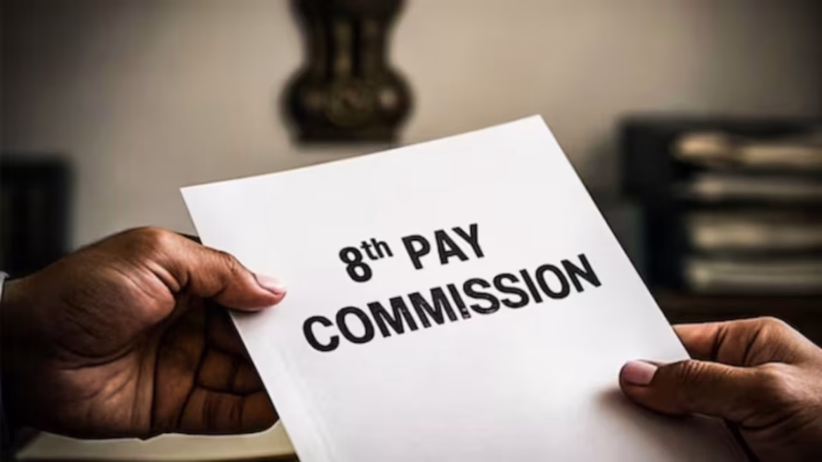 8th Pay Commission: केंद्रीय कर्मचारियों को मिल सकती है बड़ी राहत, सैलरी के बाद अब प्रोफेशनल टैक्स पर भी होगी राहत की मांग