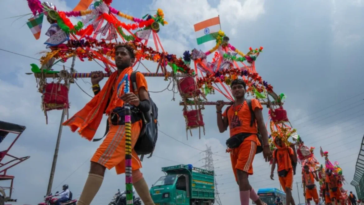 Kanwar Yatra 2026: दिल्ली, गाजियाबाद, मेरठ और हरिद्वार जाने वाले सावधान, 12 अगस्त तक कई रास्तों पर ट्रैफिक डायवर्जन और भारी वाहनों की एंट्री बंद
