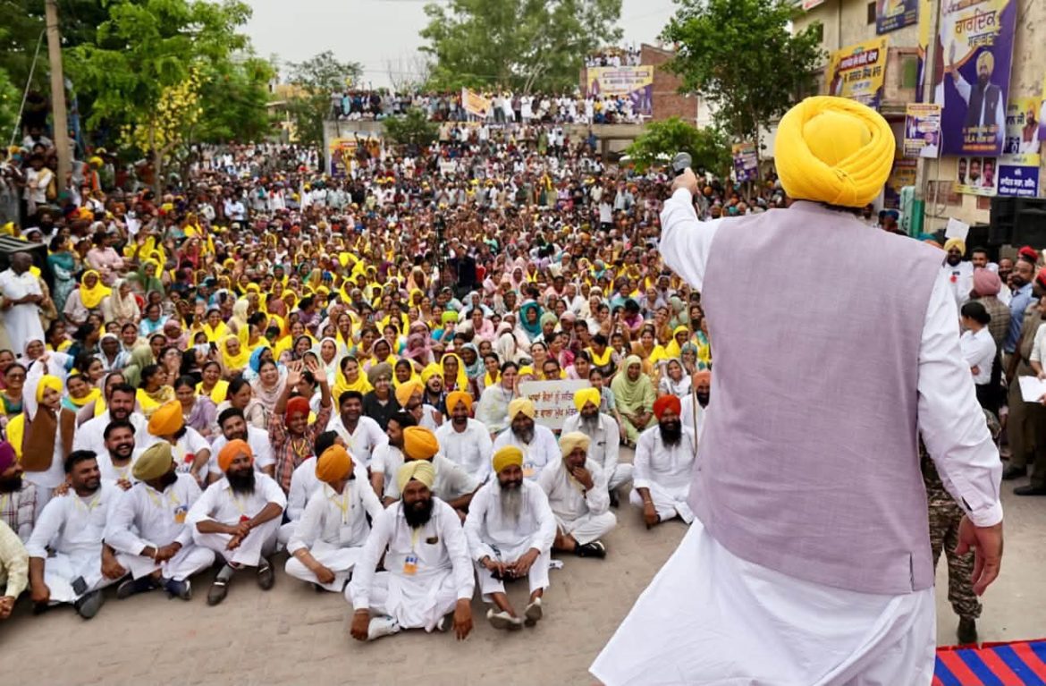 महेल कलां में भगवंत मान का भव्य जन-संवाद: 'विरोधियों के उड़े होश, पंजाब अब बदल चुका है'