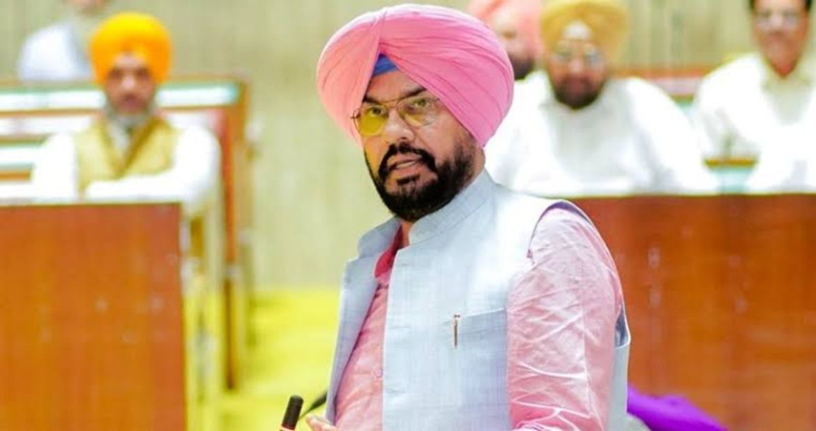 पंजाब में 'नशा' और 'गैंगस्टरवाद' के खिलाफ अंतिम लड़ाई: कुलदीप धालीवाल का बड़ा बयान