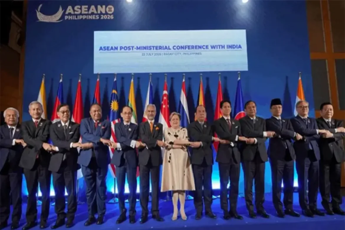 ASEAN Day 2026: जयशंकर ने ASEAN देशों को दी बधाई, कुतुब मीनार ASEAN के रंगों में हुआ रोशन