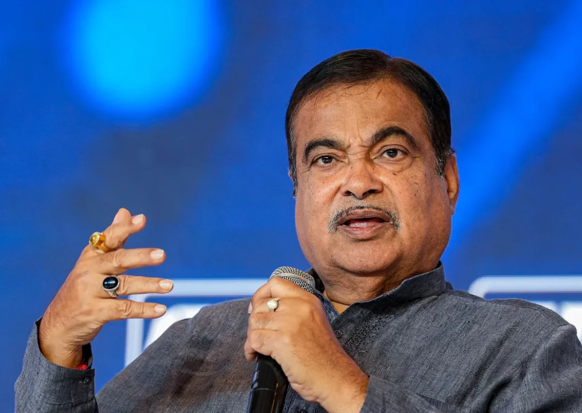 नितिन गडकरी के बयान से संन्यास की अटकलें तेज, कार्यालय ने किया साफ- राजनीति से नहीं था कोई संबंध