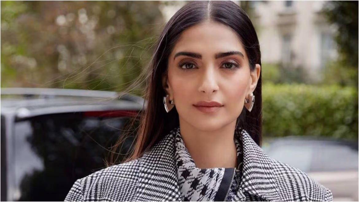 Maharashtra Marathi mandatory for drivers, Marathi language rule Maharashtra, 722 drivers notices, Maharashtra Transport Department, Mumbai drivers Marathi language, Sonam Kapoor reaction, Faye D'Souza Instagram post, Marathi language controversy, Maharashtra driver language rule, Mumbai Metropolitan Region drivers