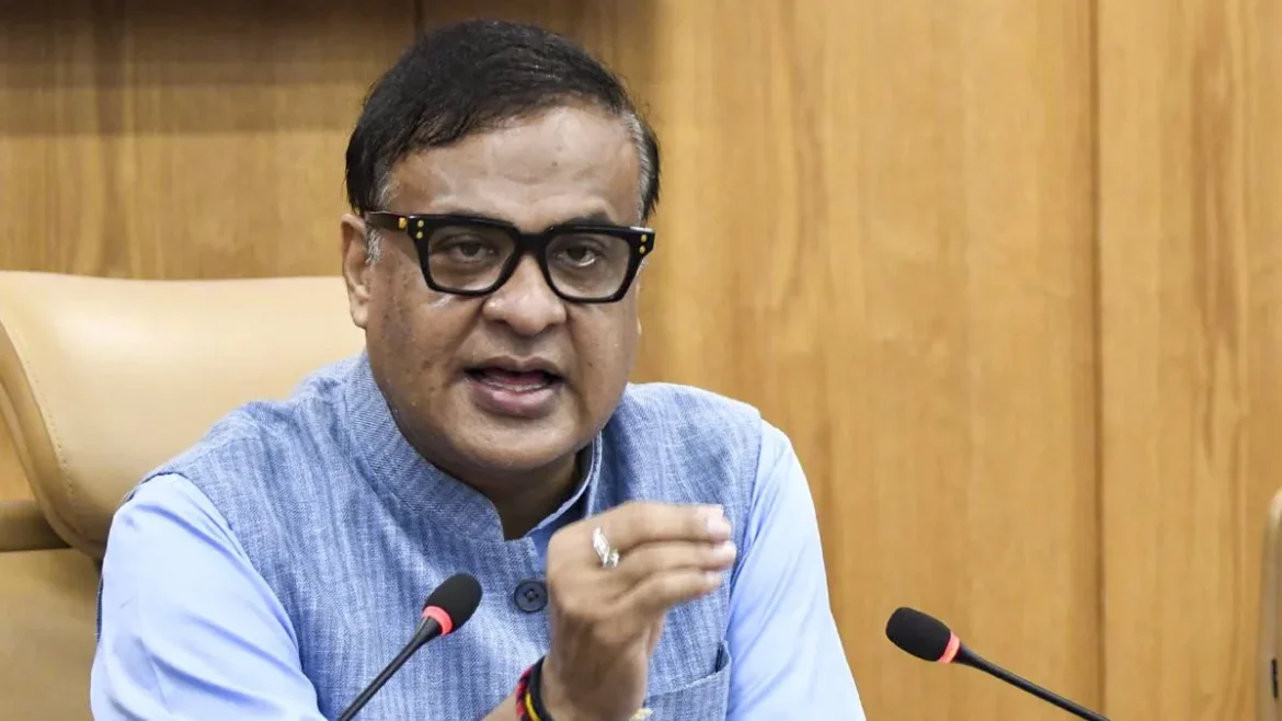 असम में दूसरी शादी पर सख्ती: सरकारी कर्मचारियों की 20% सैलरी पहली पत्नी के खाते में जाएगी