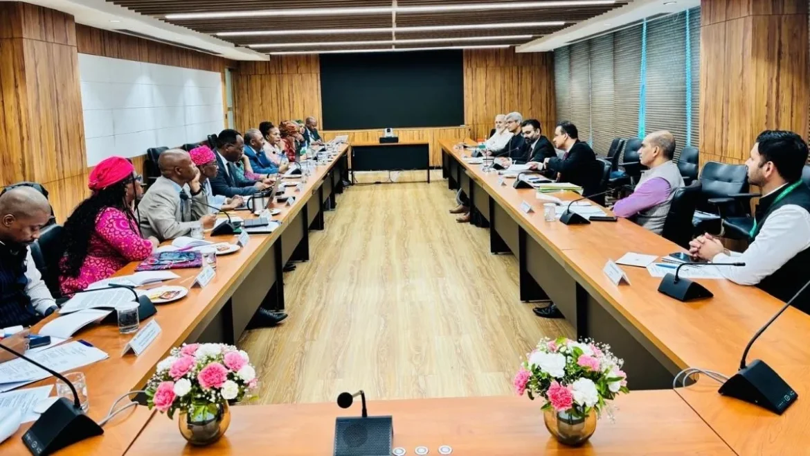 भारत और लेसोथो की द्विपक्षीय समीक्षा बैठक: ISA और CDRI से जुड़ने का न्योता, जानिए 'किंगडम इन द स्काई' क्यों है खास