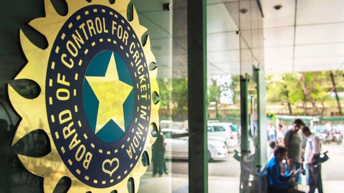 एशियन गेम्स में क्रिकेटरों को अलग आवास देने पर IOA का बड़ा फैसला, BCCI को उठानी होगी पूरी जिम्मेदारी