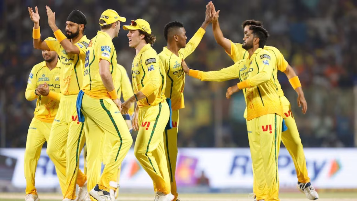 CSK-DPL Match Fixing Allegations: पूर्व रणजी खिलाड़ी के स्टिंग दावों से मचा हड़कंप, BCCI से जांच की मांग