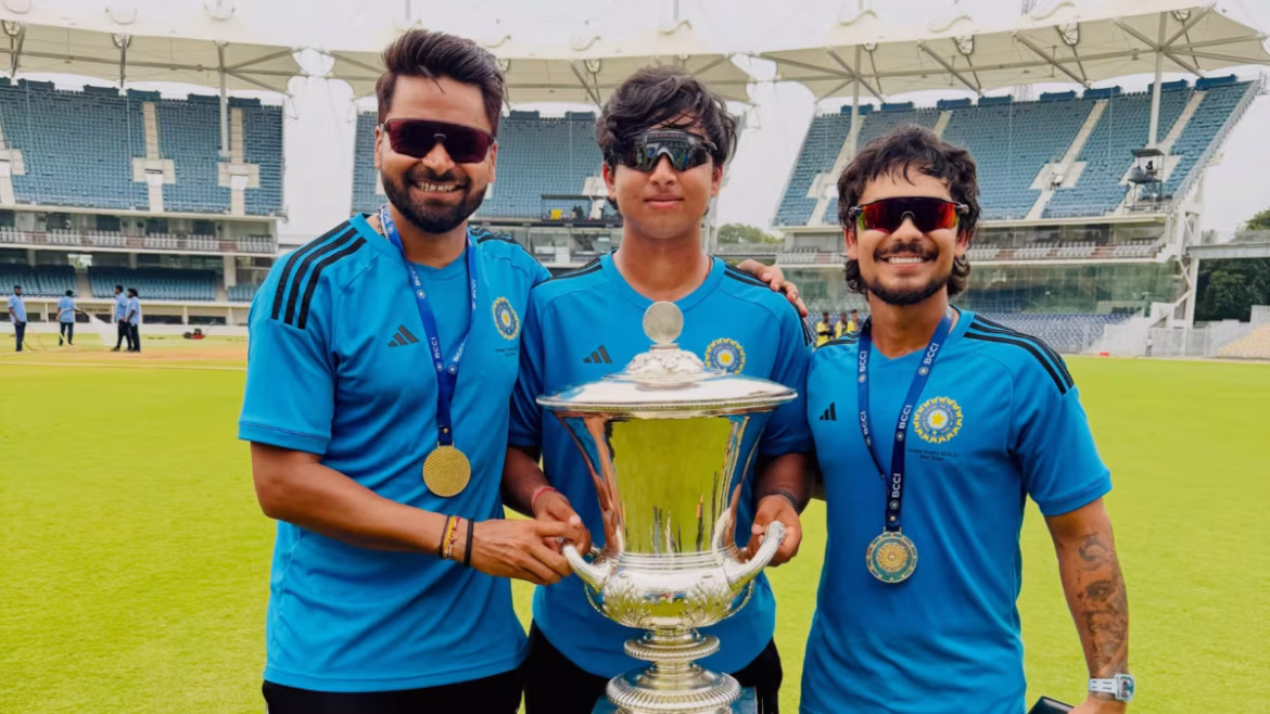 Mukesh Kumar County Cricket: इंग्लैंड में दिखेगा मुकेश कुमार का दम, नॉटिंघमशायर के लिए खेलेंगे आखिरी 2 मैच