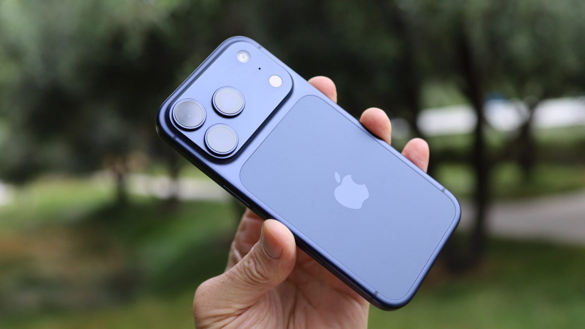 iPhone 18 Pro की 4,056mAh बैटरी हुई रिवील, एक चार्ज में मिलेगी 52 घंटे की परफॉर्मेंस