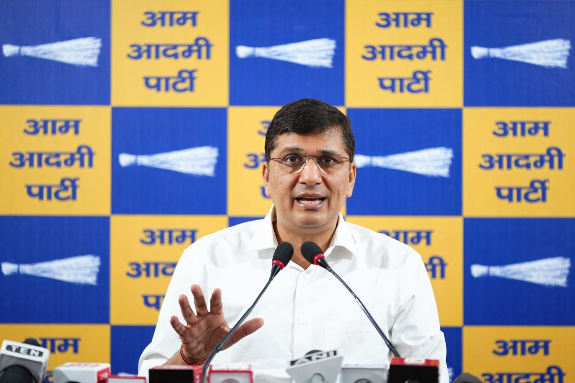 सत्य निकेतन PG मामले पर सौरभ भारद्वाज का BJP पर हमला, बोले- सरकार किन सवालों से भागेगी?