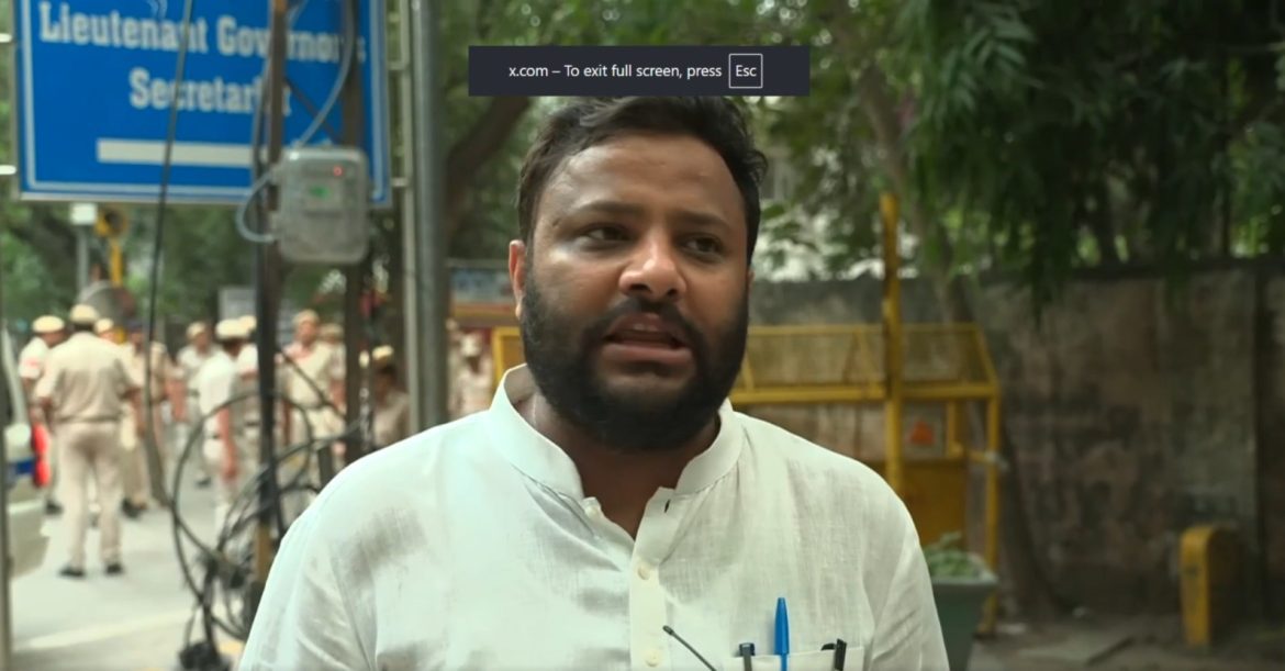 कुलदीप कुमार ने LG के सामने उठाया दिल्ली की कानून-व्यवस्था का मुद्दा, नशे और महिला सुरक्षा पर जताई चिंता