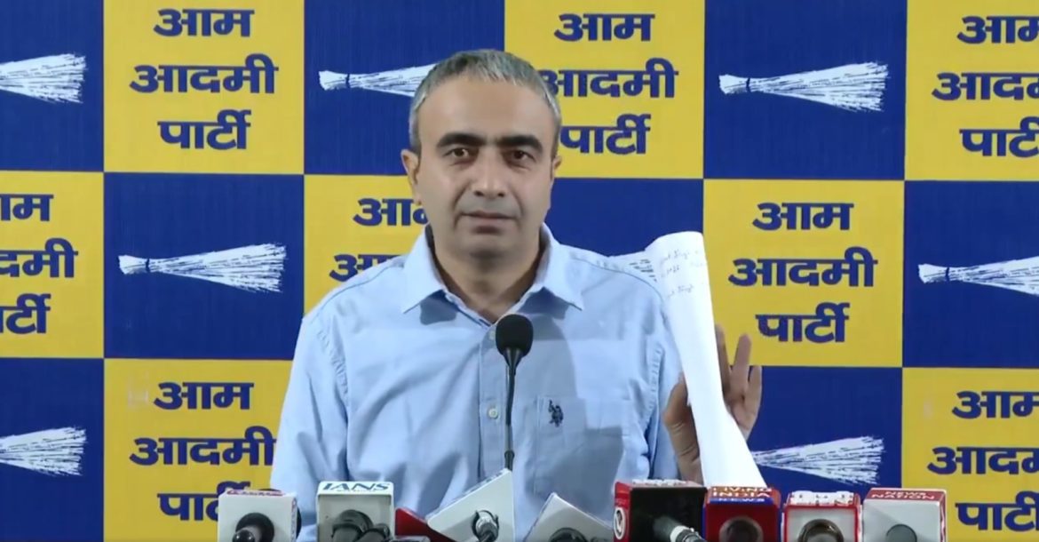 राघव चड्ढा का नाम वोटर लिस्ट में जुड़ने पर AAP का सवाल, अनुराग ढांडा ने मांगी जांच