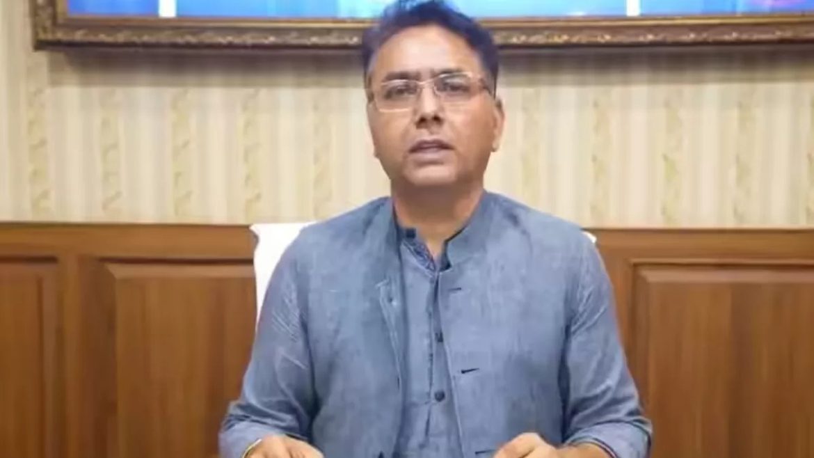 आप सरकार 'लोगों की सरकार' है, 3 करोड़ पंजाबियों के लिए किसी को भी परेशानी खड़ी करने की इजाज़त नहीं दी जा सकती: अमन अरोड़ा