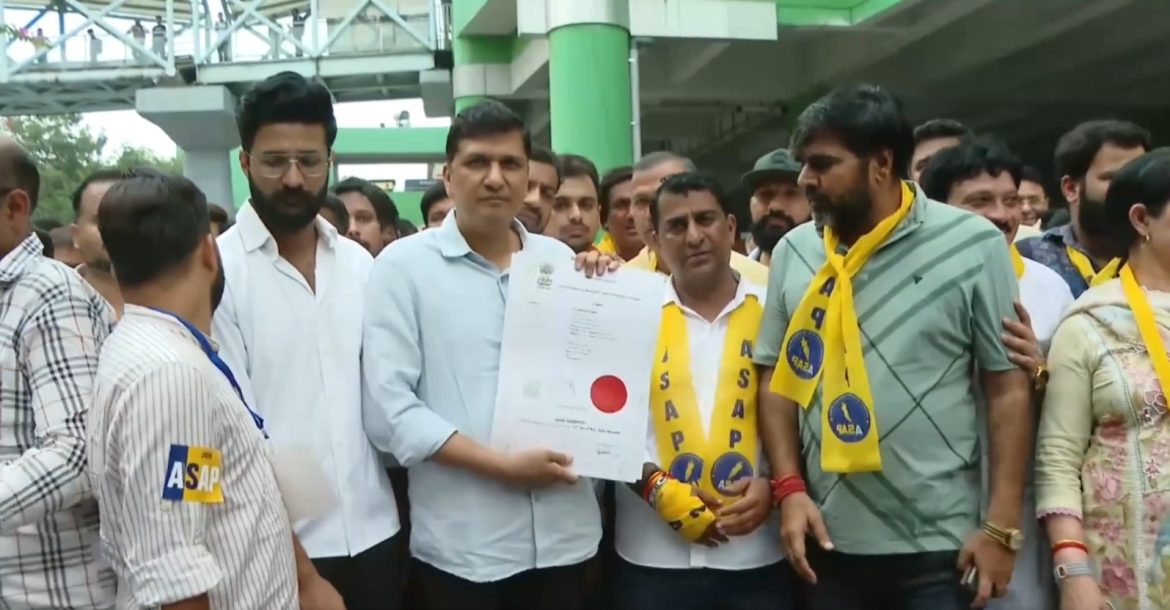 सत्य निकेतन PG विवाद: सौरभ भारद्वाज ने BJP विधायक अनिल शर्मा के PG पर उठाए सवाल, 230 गज की रजिस्ट्री पर 600 गज निर्माण का दावा