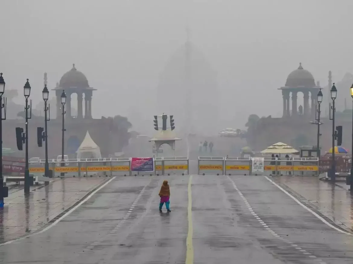 Weather Alert 17 सितंबर: 13 राज्यों में भारी बारिश और आंधी का अलर्ट, 70 किमी प्रति घंटे तक चलेंगी हवाएं