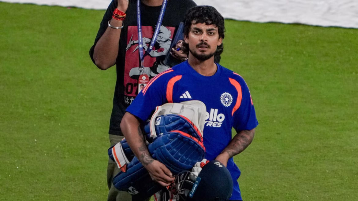 अफगानिस्तान सीरीज से पहले ईशान किशन को लगी चोट, नवदीप सैनी की शॉर्ट बॉल से हुआ बैक स्प्रेन