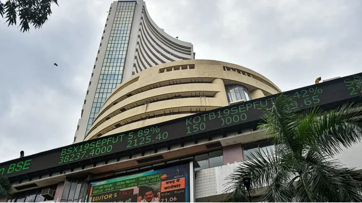 शेयर बाजार की तेज शुरुआत, सेंसेक्स 245 अंक चढ़ा; निफ्टी 23,200 के पार, BEL-SBI समेत कई शेयरों में तेजी