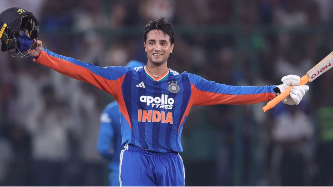 अभिषेक शर्मा की बल्लेबाजी के मुरीद हुए चेतेश्वर पुजारा, बताया भारत के महानतम टी20 खिलाड़ियों में से एक