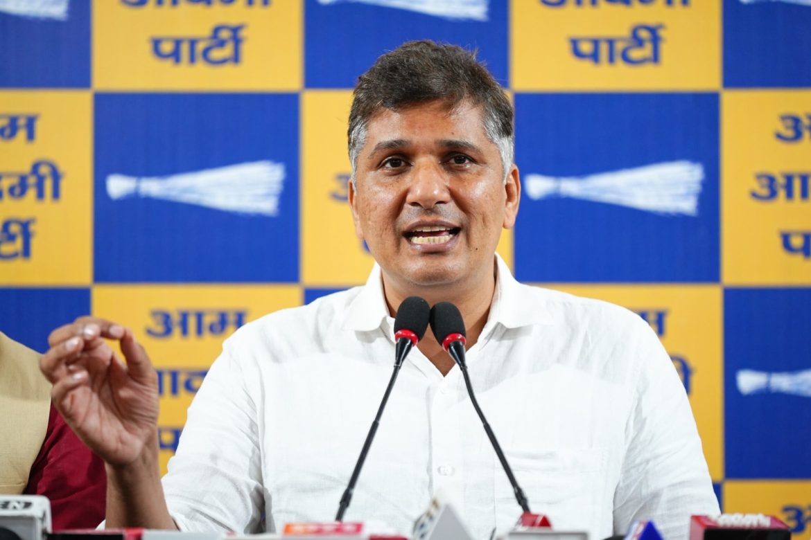 Gyanesh Kumar Protest: 10 अक्टूबर के जंतर-मंतर प्रदर्शन को AAP का समर्थन, सौरभ भारद्वाज बोले- लोकतांत्रिक अधिकारों की रक्षा जरूरी