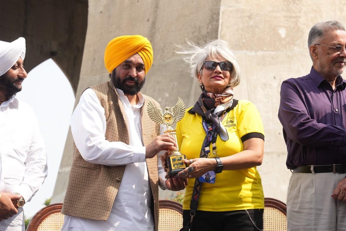 मुख्यमंत्री भगवंत सिंह मान ने 'युद्ध नशेयां विरुद्ध' अभियान को निर्णायक चरण में पहुंचाते हुए बाइक रैली को हरी झंडी दिखाकर रवाना किया