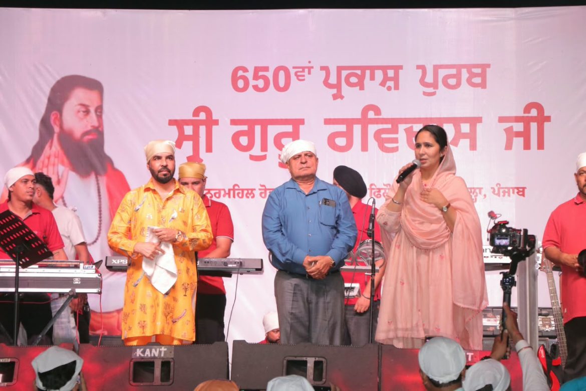 650वें प्रकाश पर्व पर मान सरकार ने समर्पित ड्रोन शो आयोजित किया। कार्यक्रम में बड़ी संख्या में श्रद्धालु शामिल हुए और इस पहल की सराहना की।