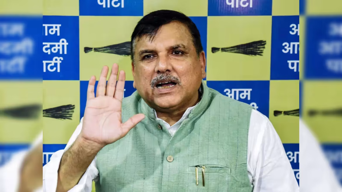 Sanjay Singh Protest: बापू की प्रतिमा के सामने धरने पर बैठे संजय सिंह, बोले- 'Modi-Gyanesh को जाना होगा'