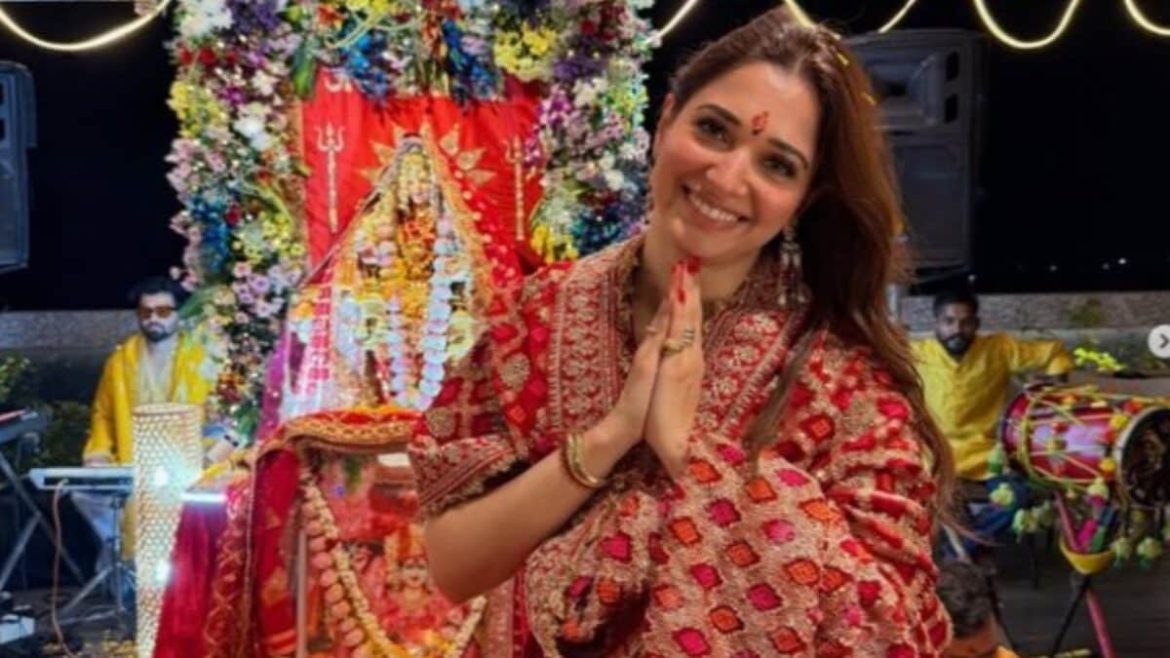 तमन्ना भाटिया नवरात्रि पर माता की चौकी में हुईं शामिल, भक्ति में डूबी एक्ट्रेस ने साझा किया खास अनुभव